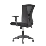 Silla de oficina ergonómica Niza con apoyo lumbar y espaldar en malla para oficinas modernas.
