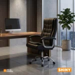Silla ergonómica Shiny Eco en cuero sintético negro con base cromada y diseño ejecutivo para oficina