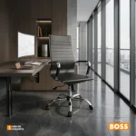 La silla de oficina Boss con cabecero en cuero sintético con base cromada y diseño ejecutivo para oficina.